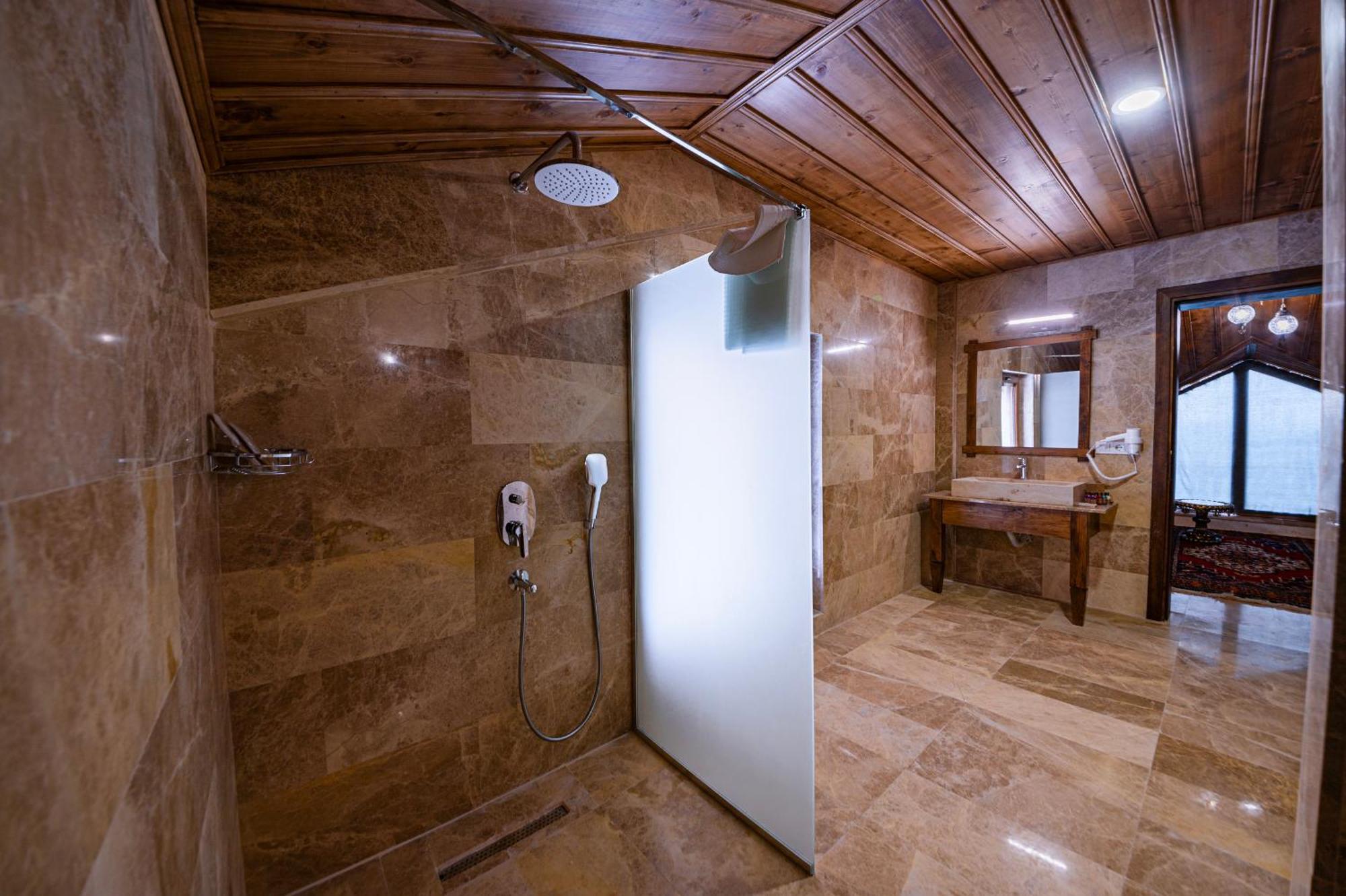 Remus Romulus Cappadocia Hotel Uchisar Luaran gambar